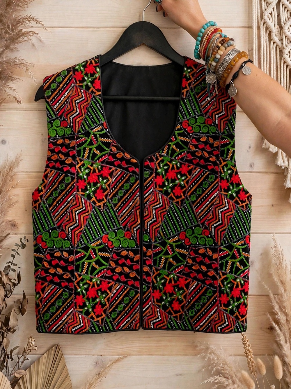 Vest Handmade embroidery with hand